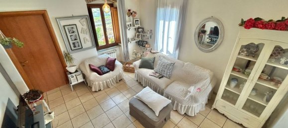 4-salle Appartement à Sarzana, Italy No. 286339 12
