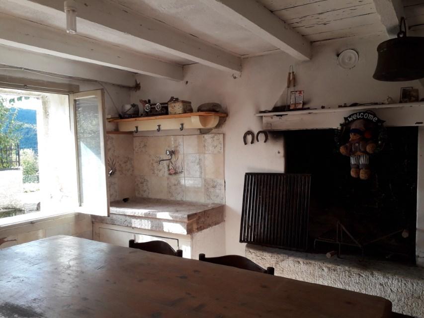 4 rooms House in Roana, Italy No. 31802
