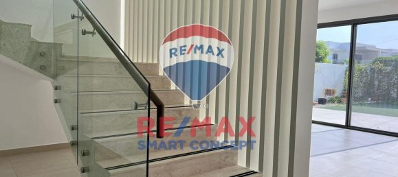 Moradia em banda T3 em Yas Island, UAE N.º 31994 7