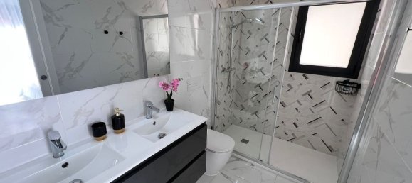 Casa de 3 dormitorios en Los Montesinos, Spain No. 187930 15