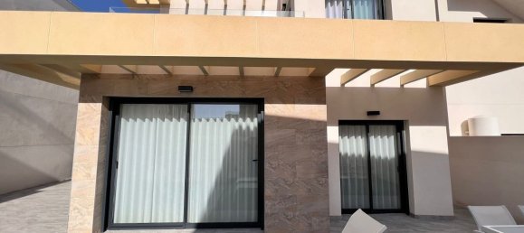 Casa de 3 dormitorios en Los Montesinos, Spain No. 187930 5