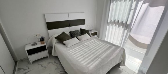 Casa de 3 dormitorios en Los Montesinos, Spain No. 187930 16