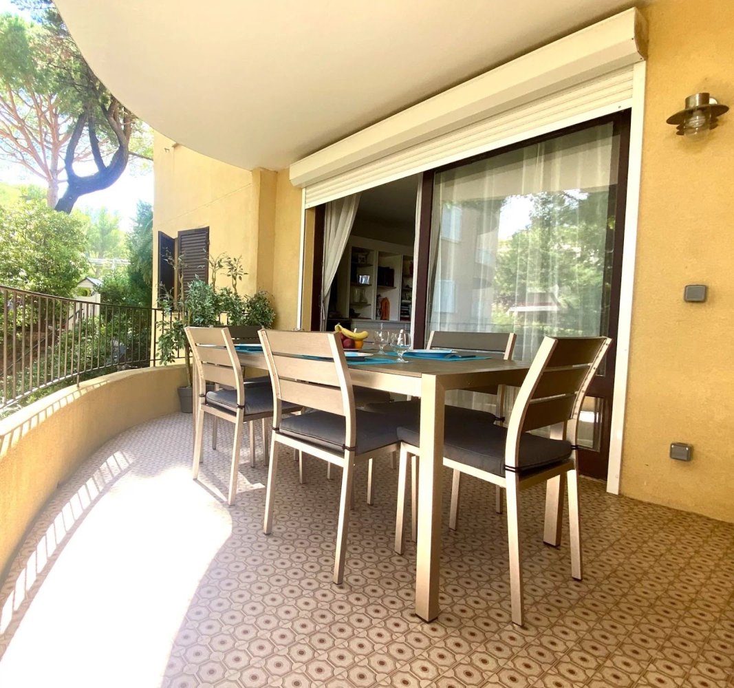 2 غرف نوم شقة في Cavalaire-sur-Mer, France رقم 206786