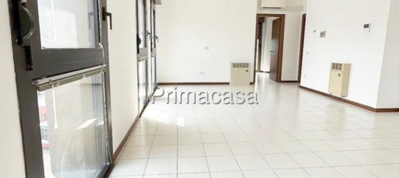Apartamento de 4 dormitorios en Vicenza, Italy No. 326698 5