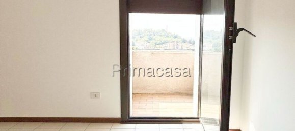 Apartamento de 4 dormitorios en Vicenza, Italy No. 326698 9