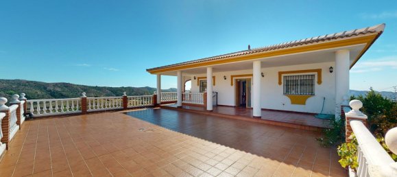 5 bedrooms House in Sedella, Spain No. 43051 42