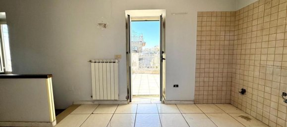 Apartamento de 4 divisões em Naples, Italy N.º 82270 25