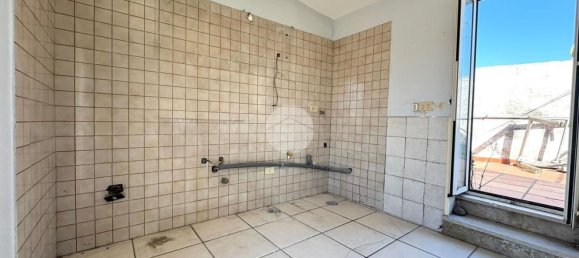 Apartamento de 4 divisões em Naples, Italy N.º 82270 26