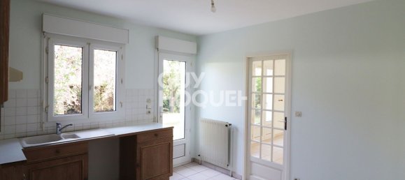 5 chambres Maison à Chambray-lès-Tours, France No. 42474 8