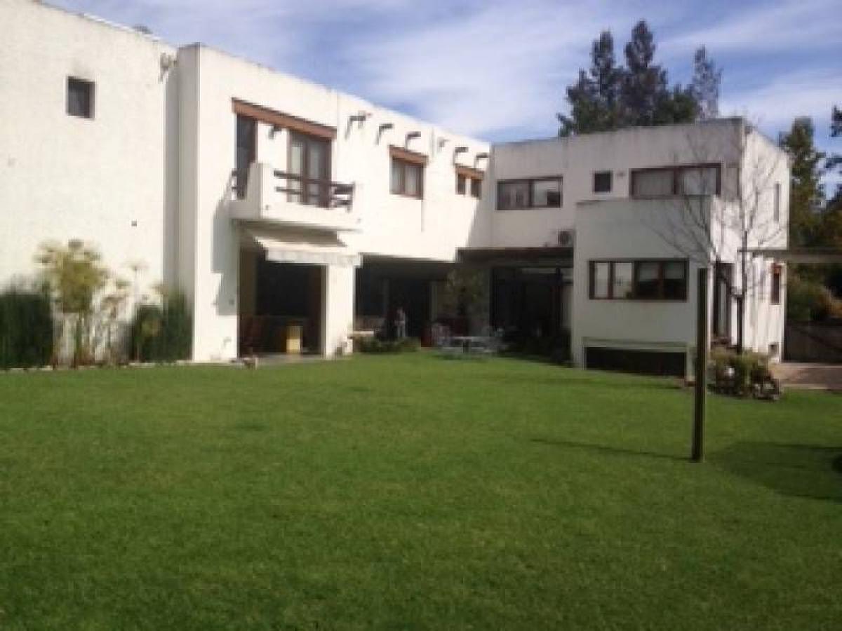 5 bedrooms House in Pilar, Argentina No. 64390