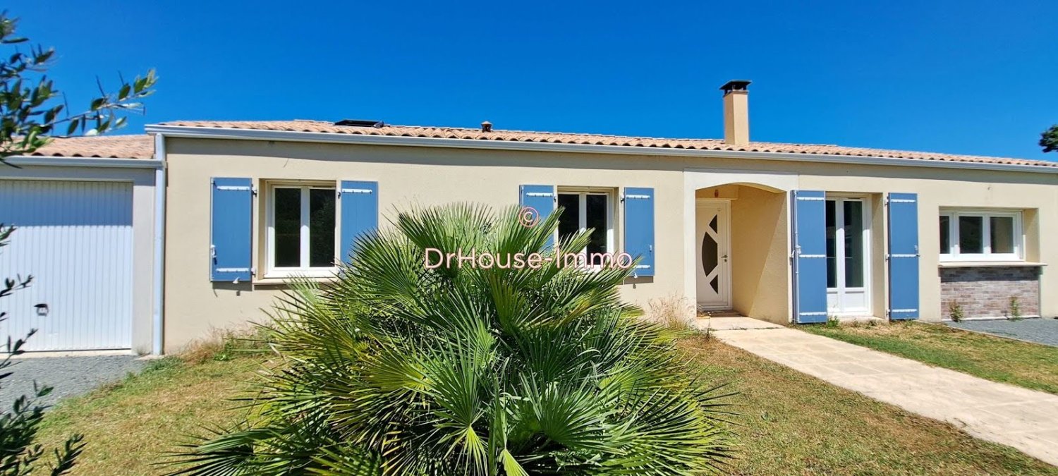 4 bedrooms House in Saint-Hippolyte, France No. 107386