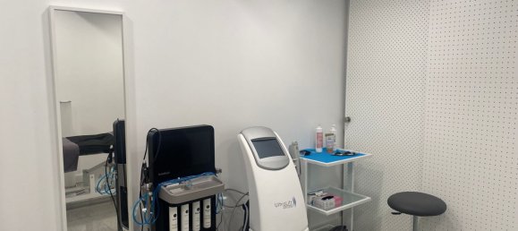 200m² Commercial property in Barcelona, Spain No. 216169 8