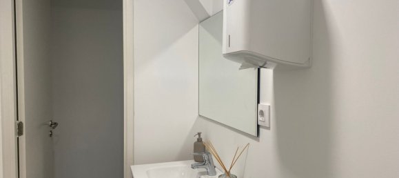 200m² Commercial property in Barcelona, Spain No. 216169 15