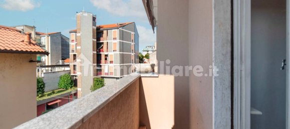 2 bedrooms Apartment in Brugherio, Italy No. 353780 18
