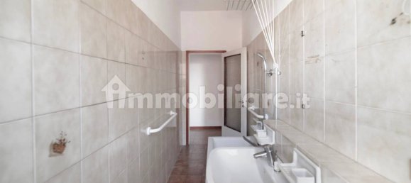 2 bedrooms Apartment in Brugherio, Italy No. 353780 2