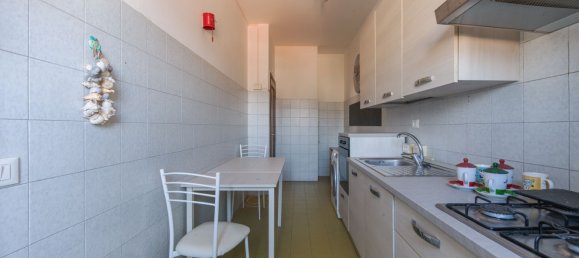 4 rooms Apartment in Carrara, Italy No. 45637 12