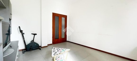 4 rooms Apartment in Carrara, Italy No. 45637 37