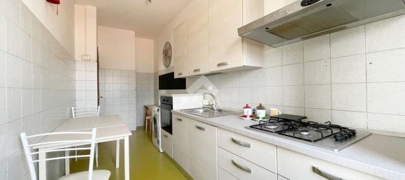 4 rooms Apartment in Carrara, Italy No. 45637 44