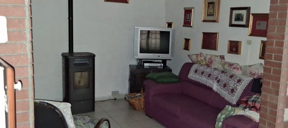 Villa de 5 dormitorios en Bore, Italy No. 358251 19