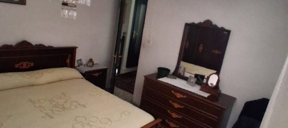 Villa de 5 dormitorios en Bore, Italy No. 358251 4