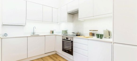 2 Schlafzimmer Gewerbliche Immobilie in South Croydon, United Kingdom, Nr. 8108 5