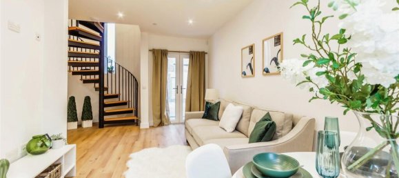 2 Schlafzimmer Gewerbliche Immobilie in South Croydon, United Kingdom, Nr. 8108 3