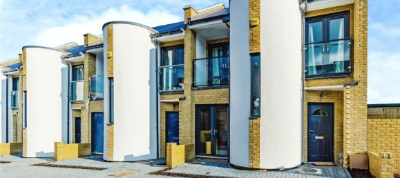 2 Schlafzimmer Gewerbliche Immobilie in South Croydon, United Kingdom, Nr. 8108 16