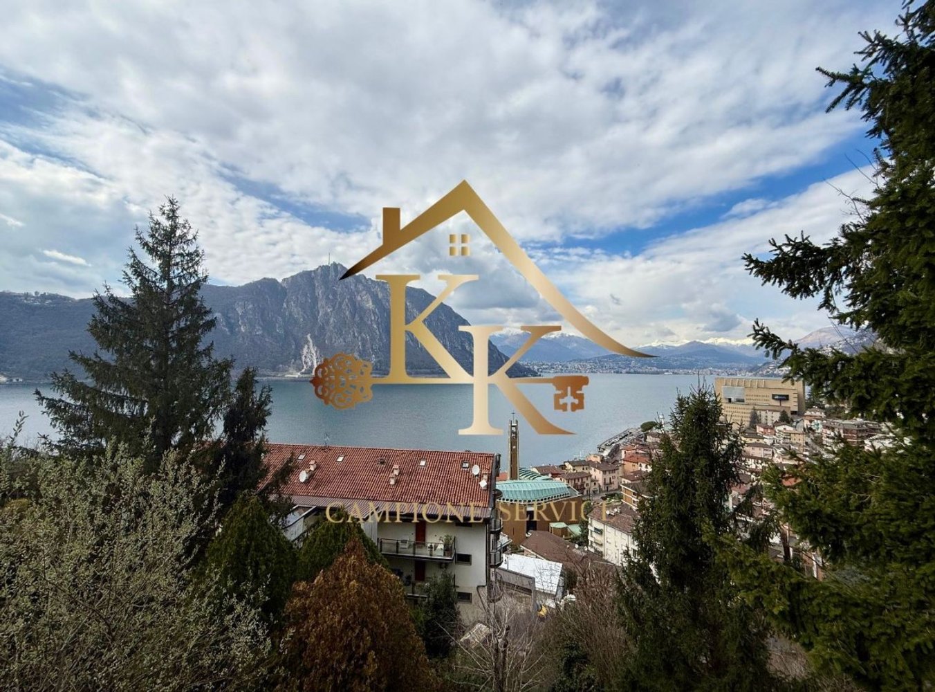 Dúplex de 5 habitaciónes en Campione d'Italia, Italy No. 211919