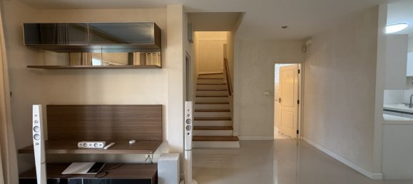 3 chambres Maison à Bang Kapi, Thailand No. 72286 4