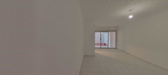 Apartamento de 3 dormitorios en Sabadell, Spain No. 170859 5