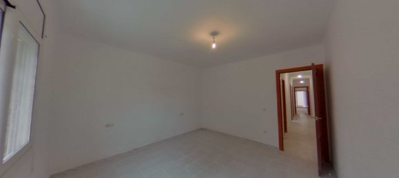 Apartamento de 3 dormitorios en Sabadell, Spain No. 170859 9