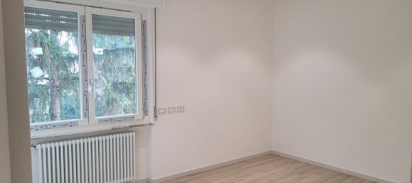 4-Zimmer Wohnung in Parma, Italy, Nr. 15301 15