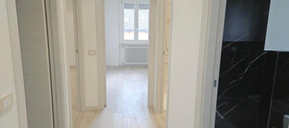 4-Zimmer Wohnung in Parma, Italy, Nr. 15301 43