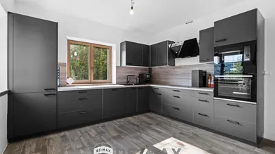 5-Zimmer Haus in Neunkirchen, Austria, Nr. 217522