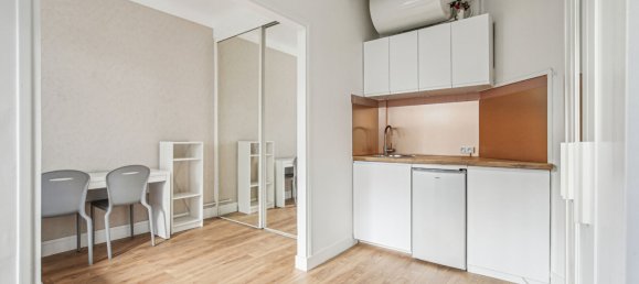 1 bedroom Apartment in Paris, France No. 111233 8