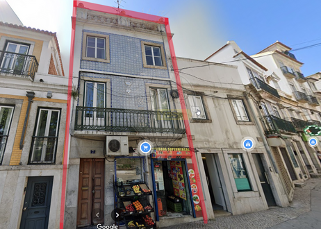 193m² Building in Lisbon, Portugal No. 102624