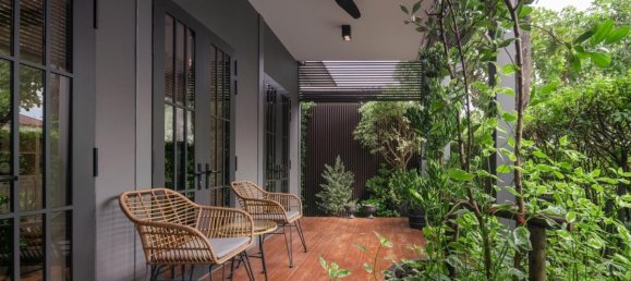 3 bedrooms Cafe / restaurant in Bangkok, Thailand No. 6348 17