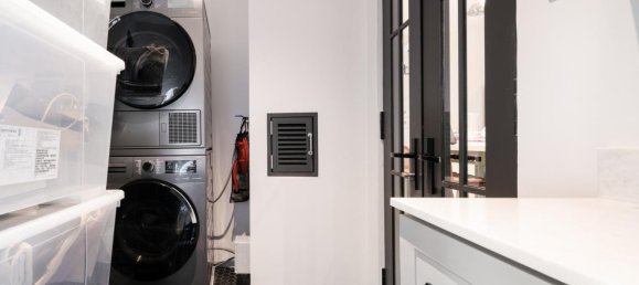 3 bedrooms Cafe / restaurant in Bangkok, Thailand No. 6348 14