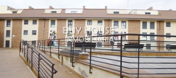 Apartamento de 2 dormitorios en Toledo, Spain No. 191369 12