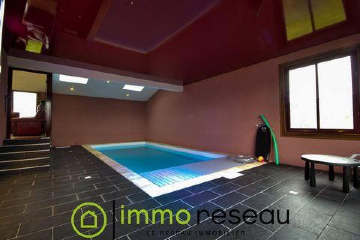 Casa de 7 dormitorios en Gaillon, France No. 9381