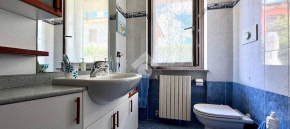 3 bedrooms Villa in Quintano, Italy No. 324753 9