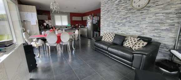 3 Schlafzimmer Haus in Vendenesse-sur-Arroux, France, Nr. 315476 5