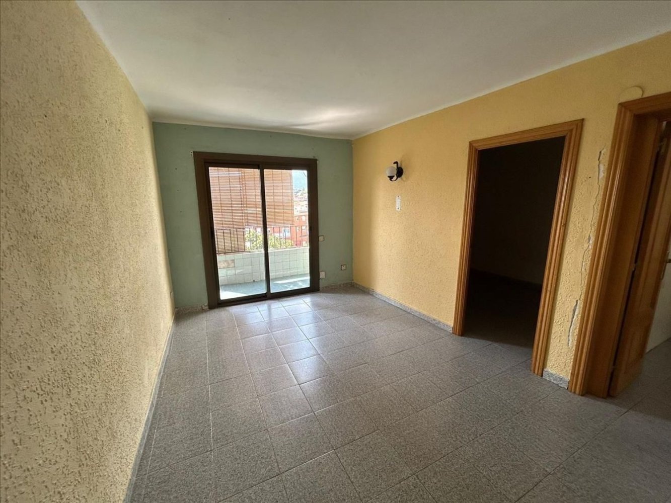 3 bedrooms Apartment in Pineda de Mar, Spain No. 196134