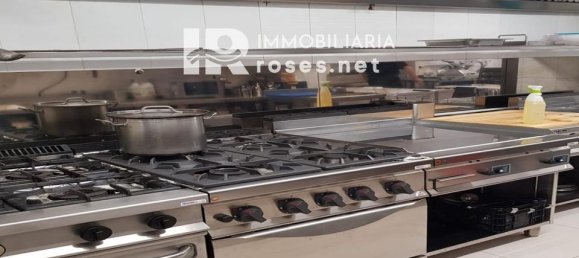 291m² Commercial property in Roses, Spain No. 179120 20