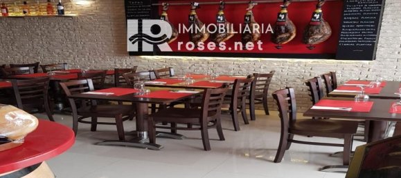 291m² Commercial property in Roses, Spain No. 179120 13