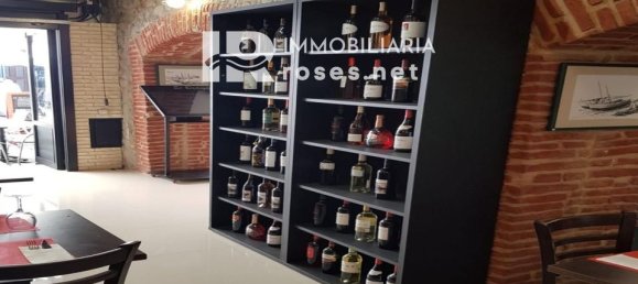 291m² Commercial property in Roses, Spain No. 179120 6