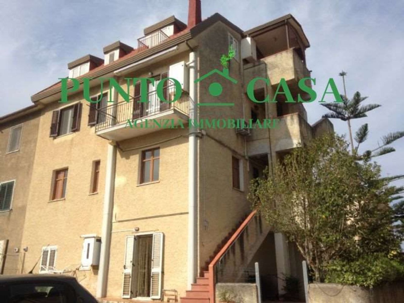 Apartamento de 4 habitaciónes en Falerna, Italy No. 74810