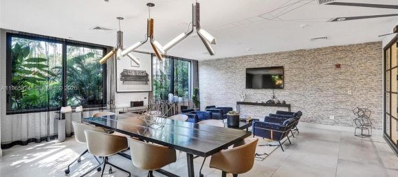 1 Schlafzimmer Gewerbliche Immobilien in Miami, USA, Nr. 615627 12