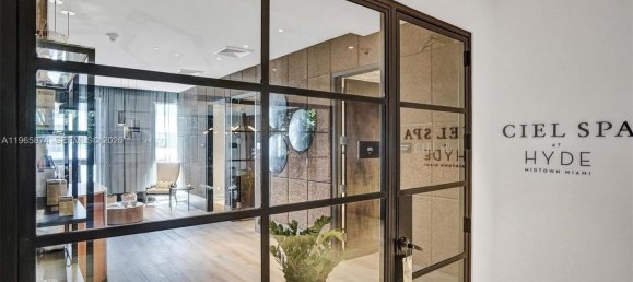 1 Schlafzimmer Gewerbliche Immobilien in Miami, USA, Nr. 615627 10