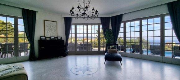 6 bedrooms Villa in Nice, France No. 298401 3
